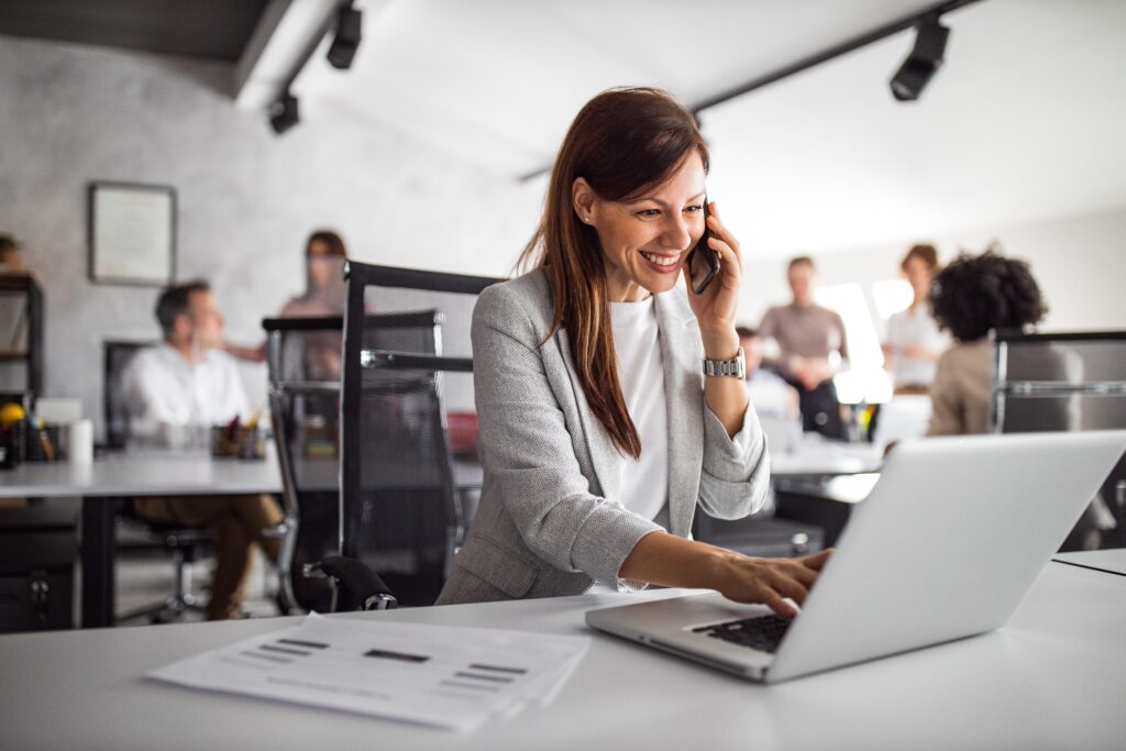 how does a real estate team work